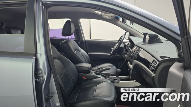 KG Mobility (SsangYong) Korando C Clubby 2WD Standard 2013 — фото 26