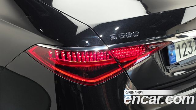Mercedes-Benz S-Class (W223) S580L 4MATIC 2021 — фото 23