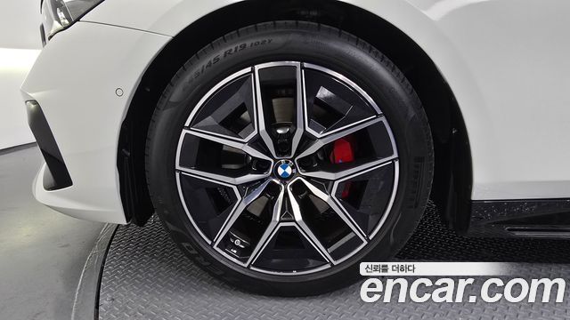 BMW 5 Series (G60) 520i Special Edition 2025 — фото 5