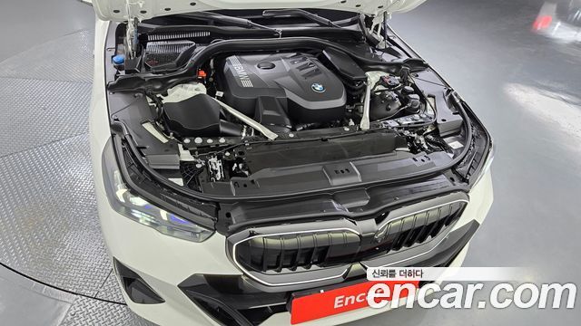 BMW 5 Series (G60) 520i Special Edition 2025 — фото 6