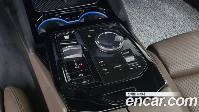 BMW 5 Series (G60) 520i Special Edition 2025 — фото 9