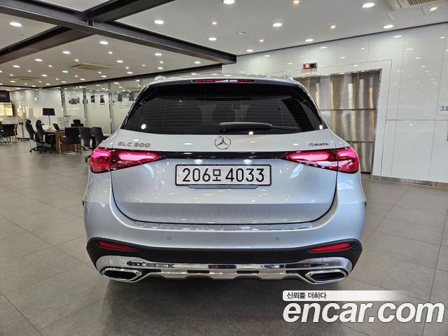 Mercedes-Benz GLC-Class (X254) GLC300 4MATIC AMG Line 2025 — фото 4