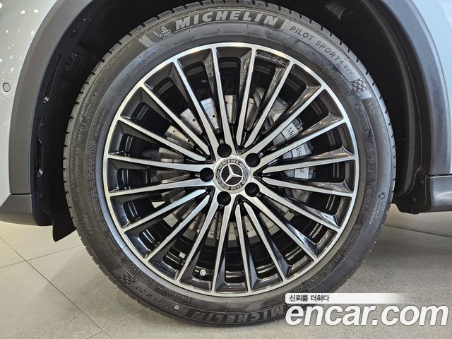 Mercedes-Benz GLC-Class (X254) GLC300 4MATIC AMG Line 2025 — фото 5