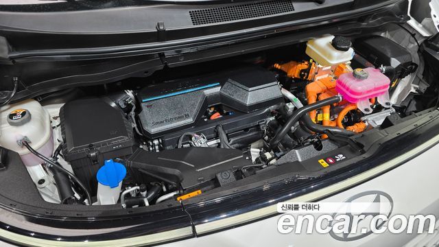 Hyundai Staria HEV 1.6 Cargo 5-Seater Modern 2025 — фото 6