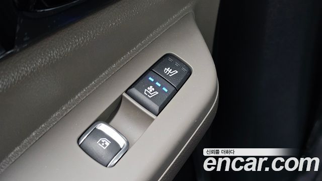 Kia Carnival (IV) HEV 9seater Gravity 2025 — фото 18