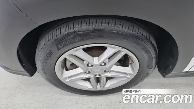 Hyundai Kona Gasoline 1.6 Turbo 2WD Smart 2023 — фото 5