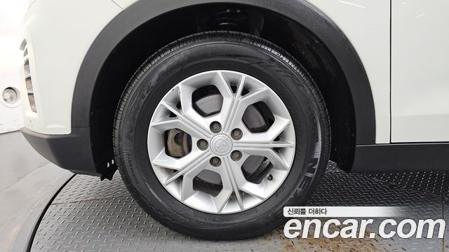 KG Mobility (SsangYong) Very New Tivoli Gasoline 1.5 4WD V3 2022 — фото 5