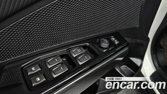 KG Mobility (SsangYong) Very New Tivoli Gasoline 1.5 4WD V3 2022 — фото 17