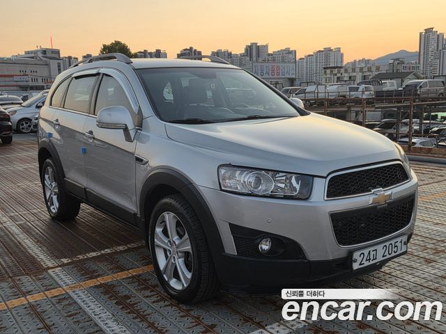 Chevrolet Captiva 2WD LT