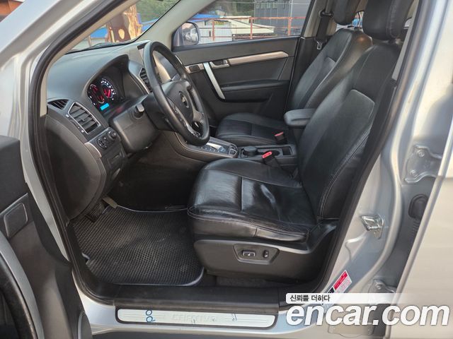 Chevrolet Captiva 2WD LT 2012 — фото 6