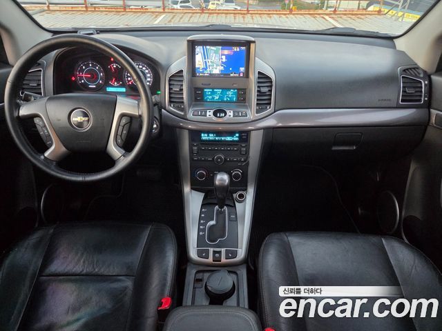 Chevrolet Captiva 2WD LT 2012 — фото 8