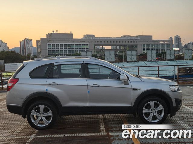 Chevrolet Captiva 2WD LT 2012 — фото 23
