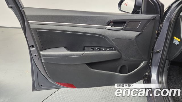 Hyundai Avante (AD) 1.6 LPi Smart(Rental) 2020 — фото 24