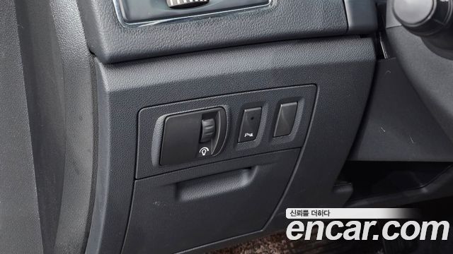 Renault Korea SM7 Nova LPLI 2.0 LPe Disabled 2016 — фото 13