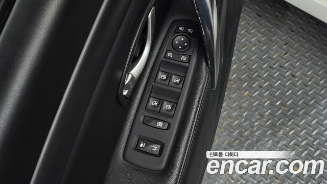 Renault Korea SM7 Nova LPLI 2.0 LPe Disabled 2016 — фото 19