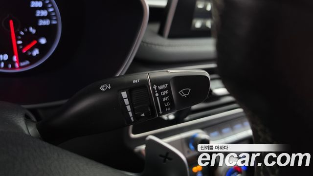 Genesis G70 2.2D Advanced 2018 — фото 19