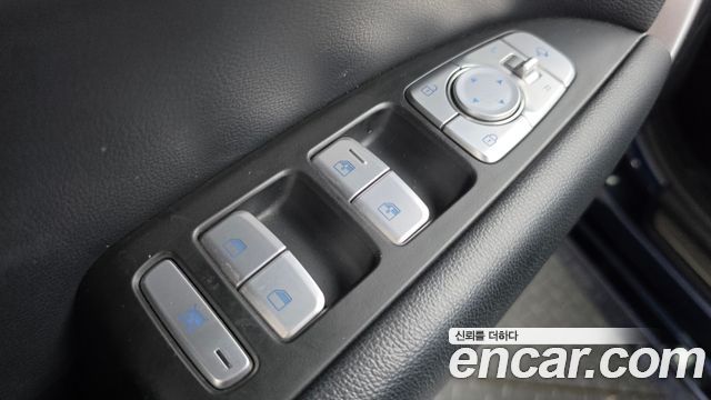 Genesis G70 2.2D Advanced 2018 — фото 20