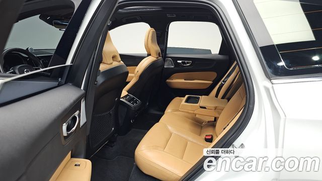 Volvo XC60 (II) T6 Inscription 2020 — фото 11