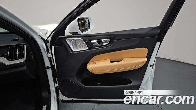 Volvo XC60 (II) T6 Inscription 2020 — фото 24