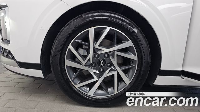 Hyundai Grandeur (GN7) 2,5 Gasoline 2WD Exclusive 2023 — фото 5