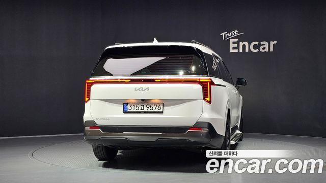 Kia Carnival (IV) Gasoline 7-Seater Gravity 2025 — фото 4