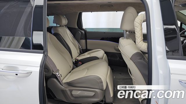 Kia Carnival (IV) Gasoline 7-Seater Gravity 2025 — фото 12
