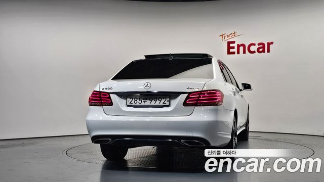 Mercedes-Benz E-Class (W212) E400 4MATIC 2015 — фото 4