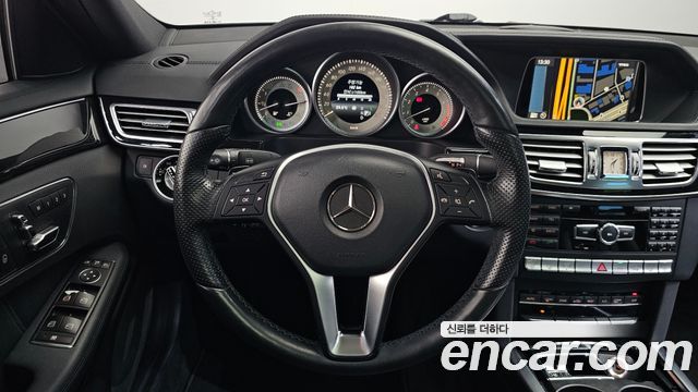Mercedes-Benz E-Class (W212) E400 4MATIC 2015 — фото 13