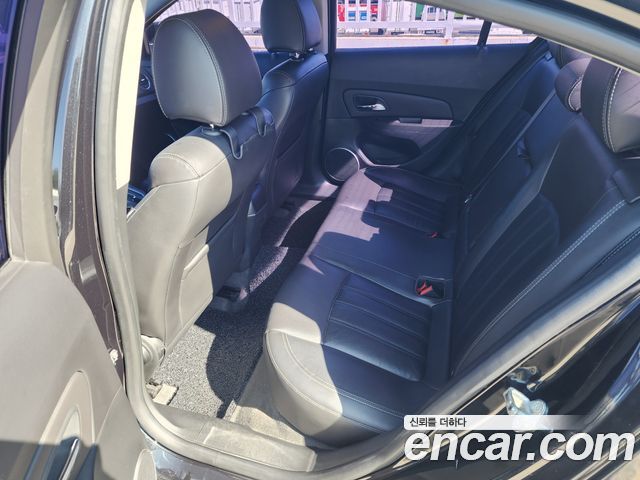 Chevrolet Amazing New Cruze 1.8 LT Deluxe 2016 — фото 10