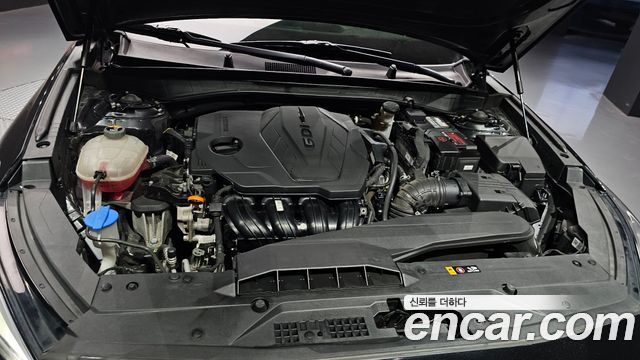 Kia K8 2.5 Gasoline 2WD Noblesse 2023 — фото 6