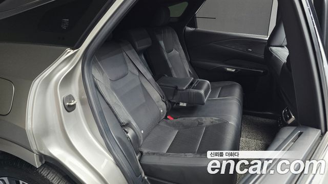 Lexus RX450h+ (V) Luxury 2023 — фото 11