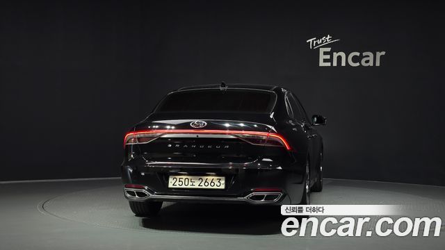 Hyundai Grandeur (IG) 2.5 Calligraphy 2020 — фото 4