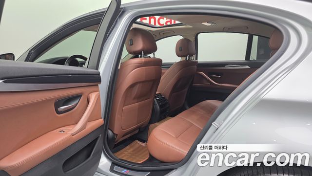 BMW 5 Series (F10) 520d M Aero Dynamic 2016 — фото 17