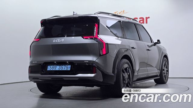 Kia EV9 Long Range 4WD GT Line 2024 — фото 2