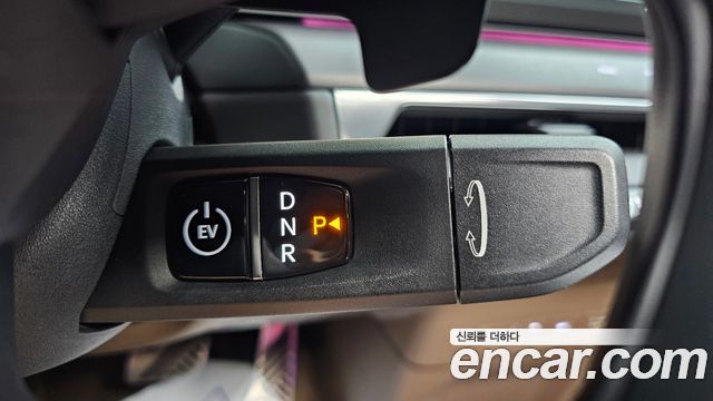 Kia EV9 Long Range 4WD GT Line 2024 — фото 9