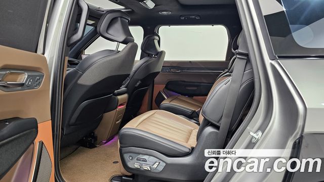 Kia EV9 Long Range 4WD GT Line 2024 — фото 12