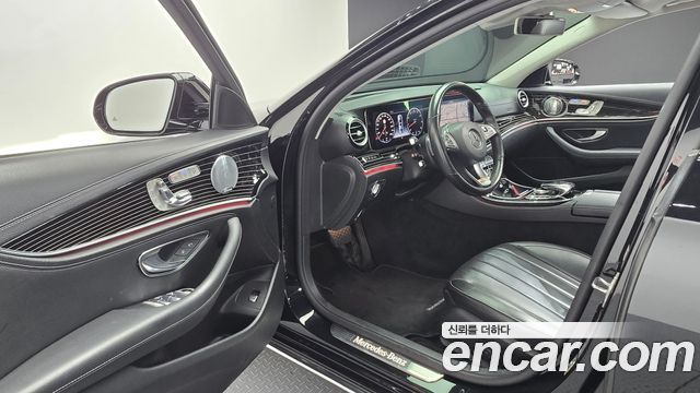Mercedes-Benz E-Class (W213) E400 4MATIC Exclusive 2017 — фото 10