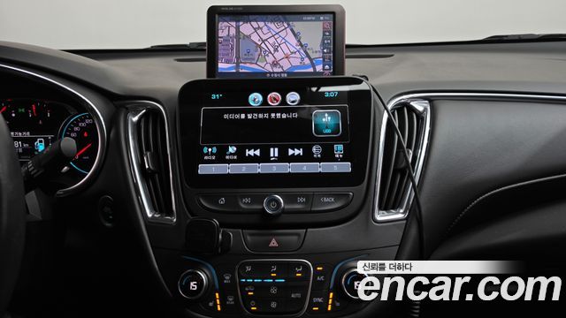 Chevrolet Malibu 2.0 Turbo LT Permium 2018 — фото 14
