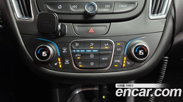Chevrolet Malibu 2.0 Turbo LT Permium 2018 — фото 17
