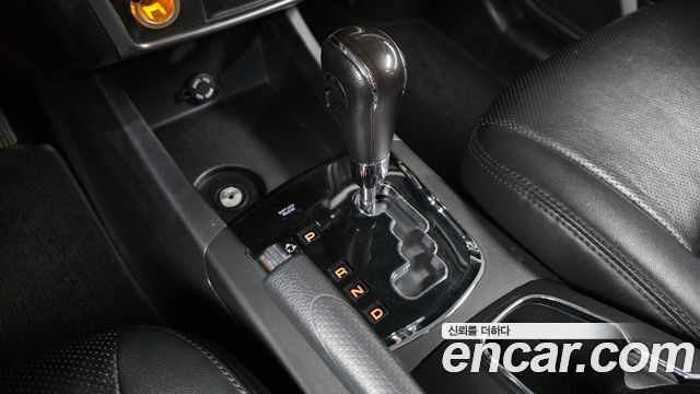 KG Mobility (SsangYong) Korando C 2.0 RX 2WD HI-DLX 2015 — фото 9