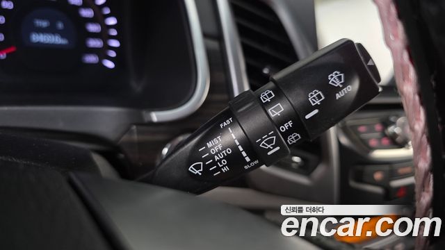 KG Mobility (SsangYong) Korando C 2.0 RX 2WD HI-DLX 2015 — фото 24