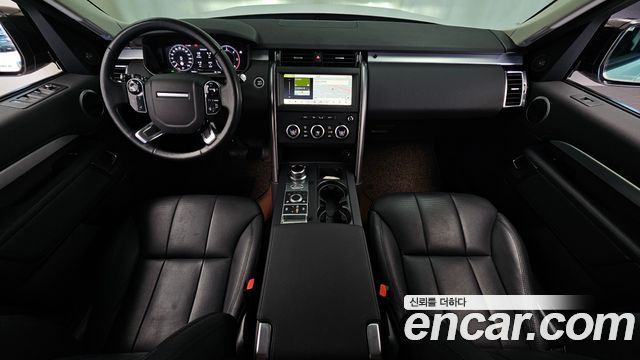Land Rover Discovery 5 3.0 SD6 Landmark Edition 2020 — фото 7