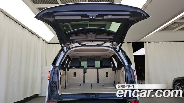 Land Rover Discovery 5 3.0 SD6 Landmark Edition 2020 — фото 20