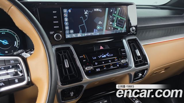 Kia Sorento (IV) HEV 1.6 2WD Gravity 2023 — фото 13