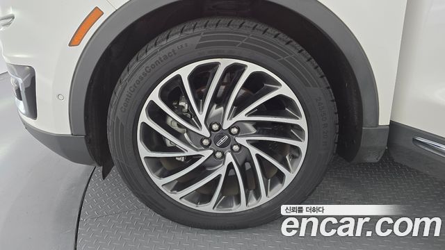 Lincoln Nautilus (I) 2.7 Reserve AWD 2019 — фото 5