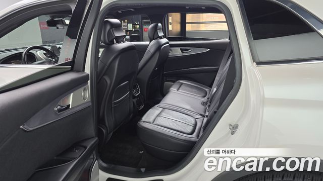 Lincoln Nautilus (I) 2.7 Reserve AWD 2019 — фото 11