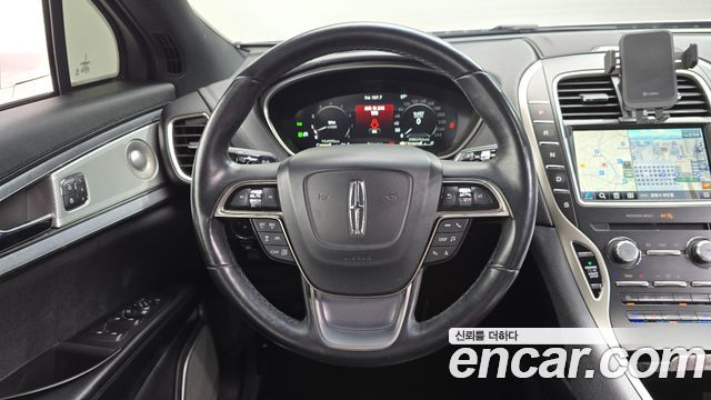 Lincoln Nautilus (I) 2.7 Reserve AWD 2019 — фото 15