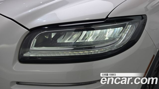 Lincoln Nautilus (I) 2.7 Reserve AWD 2019 — фото 22