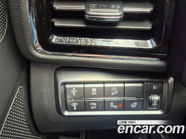 KG Mobility (SsangYong) Very New Tivoli Gasoline 1.5 2WD V7 2020 — фото 21