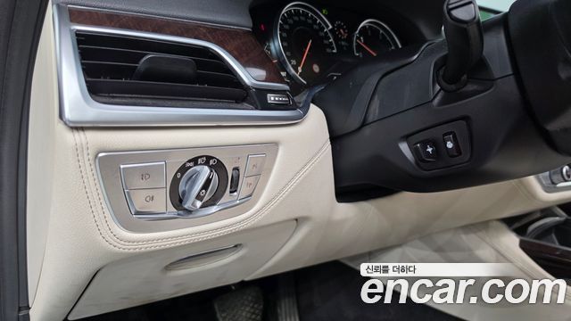 BMW 7 Series (G11) 730Ld xDrive 2016 — фото 16